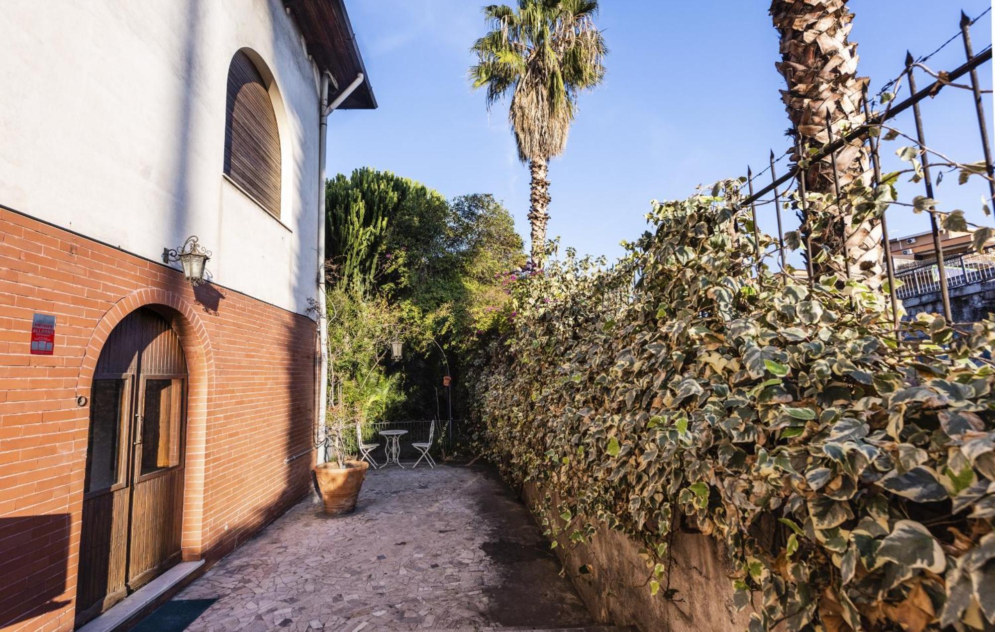 Euphorbia Apartments By Wonderful Italy Catane Extérieur photo